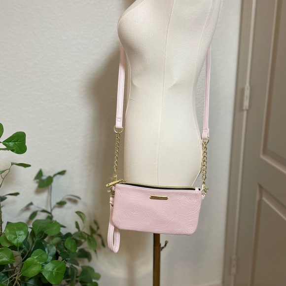 Betsey Johnson Pink Embossed Rose Crossbody Bag w/ Charging Pocket - Picture 1 of 10